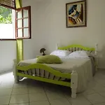 Chaleureux appartement T2 en bas de villa
